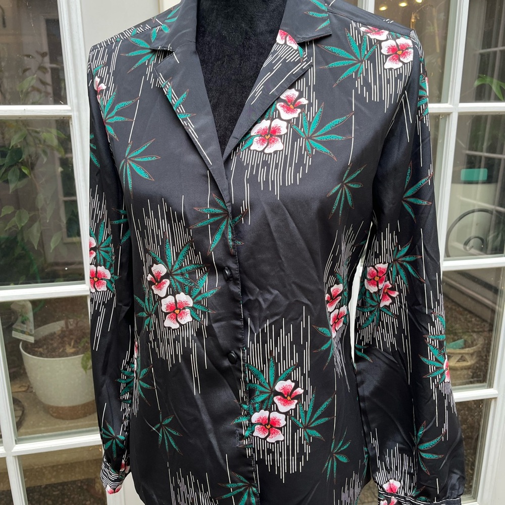 Vintage Black and Pink Blouse with Floral Print size 11/12